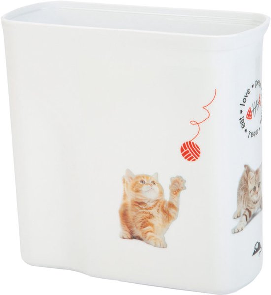 Witte voedselcontainer met grijze deksel, met afbeeldingen van twee katjes die met een bolletje wol spelen.