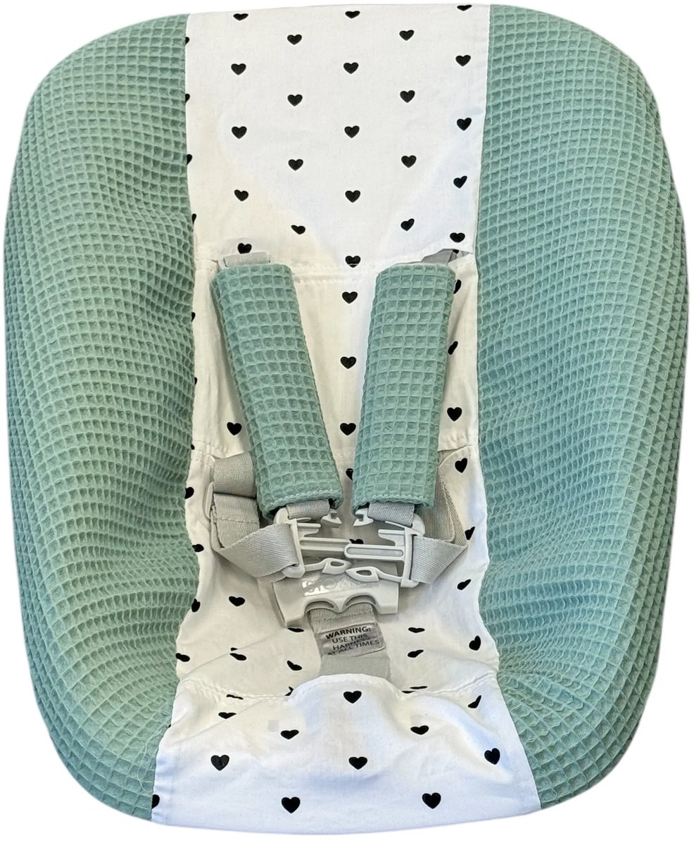 Stokke Tripp Trapp newborn hoes oud groen hartjes