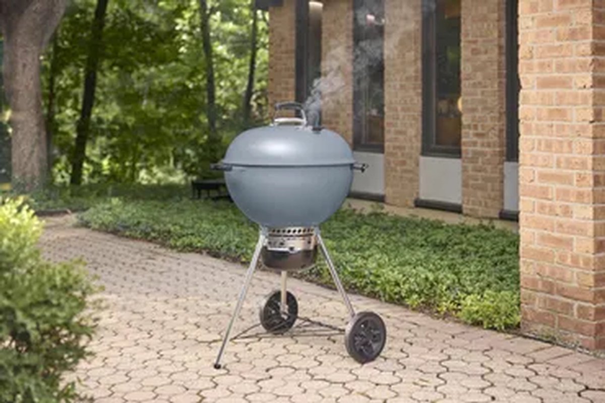 Weber Master-Touch 57 cm - Houtskoolbarbecue - Slate Blue