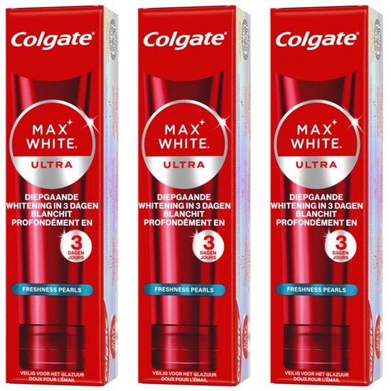 Trois tubes de dentifrice Colgate Max White Ultra sur fond blanc.