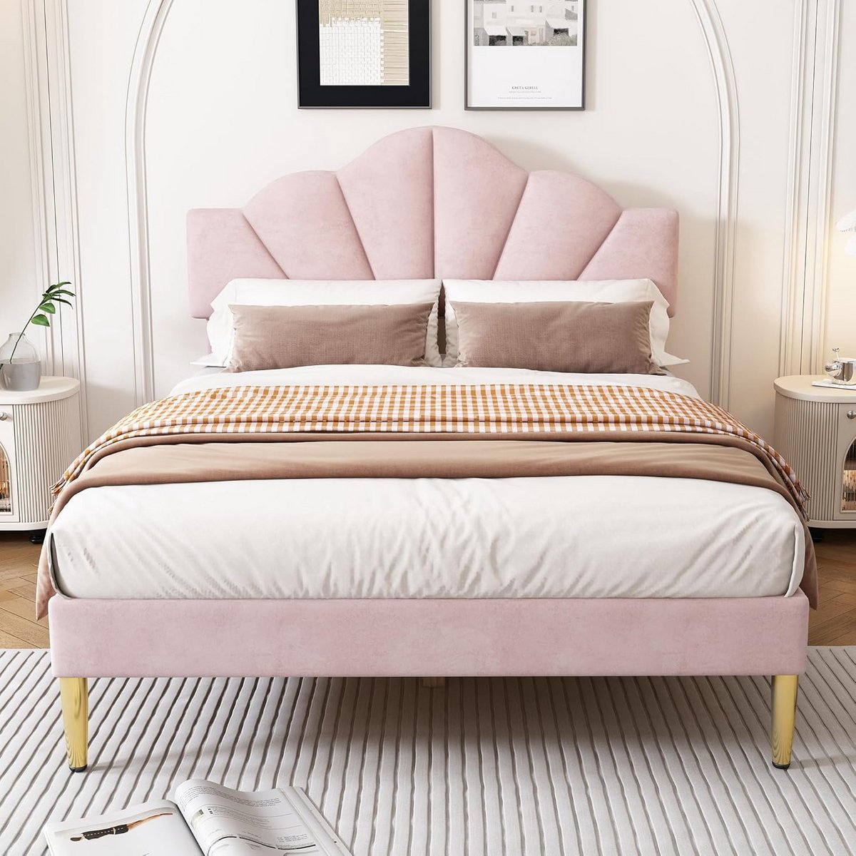 Gestoffeerd Tweepersoonsbed 140x190 cm - Incl. Lattenbodem - Zacht Roze Stof