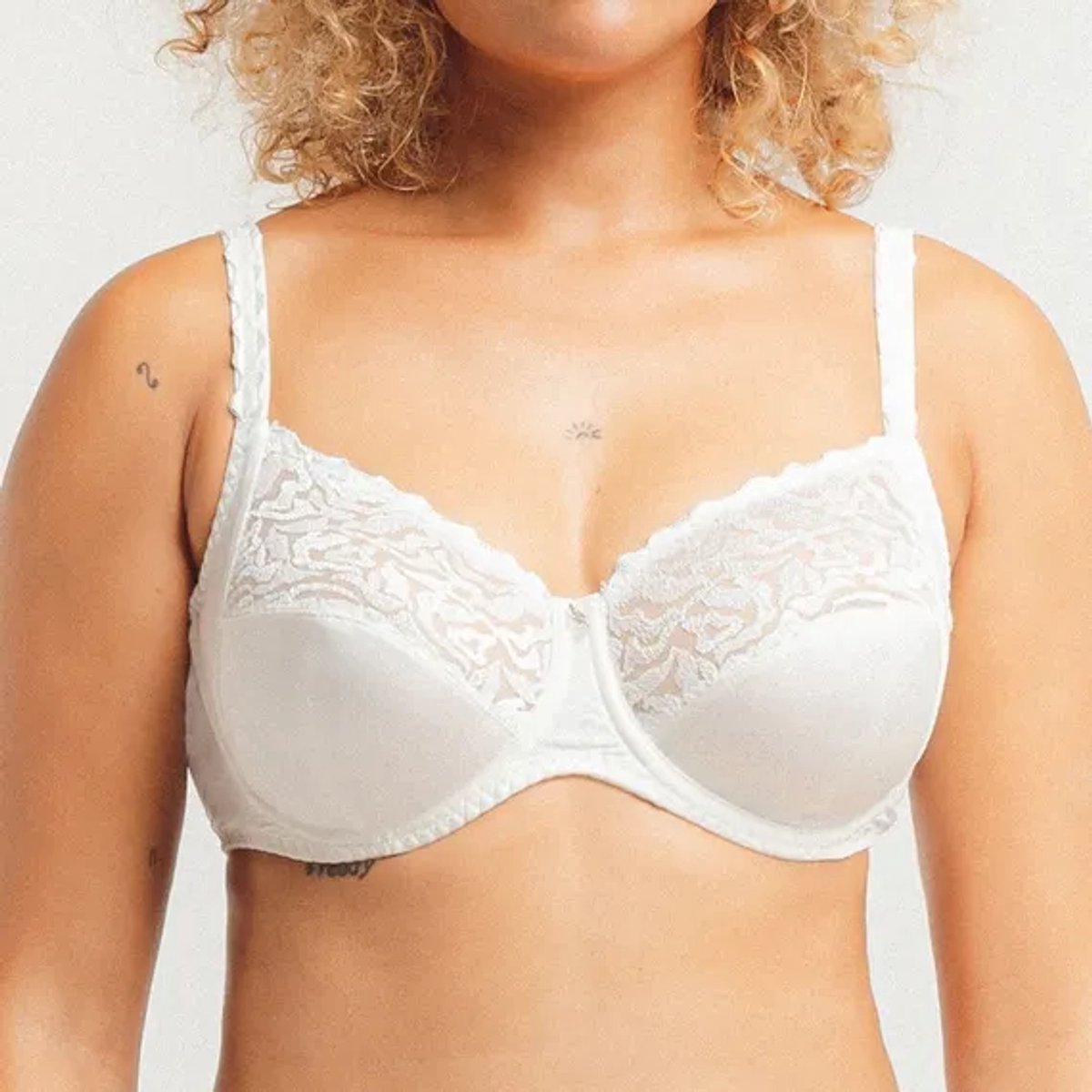 Louisa Bracq Electric Waves - niet-voorgevormde beugel bh - maat 75D - nacre - 49401