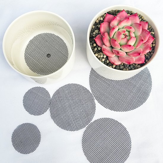 Bloempot Gaas Pads - Ademend Plastic Gaas voor Bloempot Bodem - Ronde Drainageschermen om Bodemverlies te Voorkomen - Zwart - 50 Stuks - 10X10CM van Merkloos	 — afbeelding 4