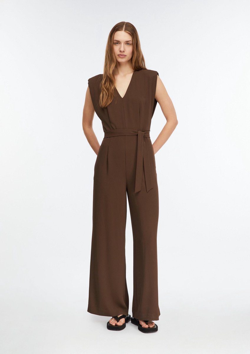 comma - female - Jumpsuit met tailleband en schoudervullingen