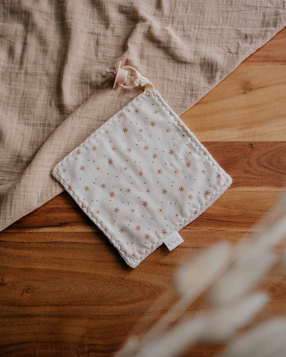 Little Livo Speendoekje Baby Vierkant– Handgemaakt Tutdoekje – Katoen & Fleece – 20 x 20 cm – Sterbloemen print
