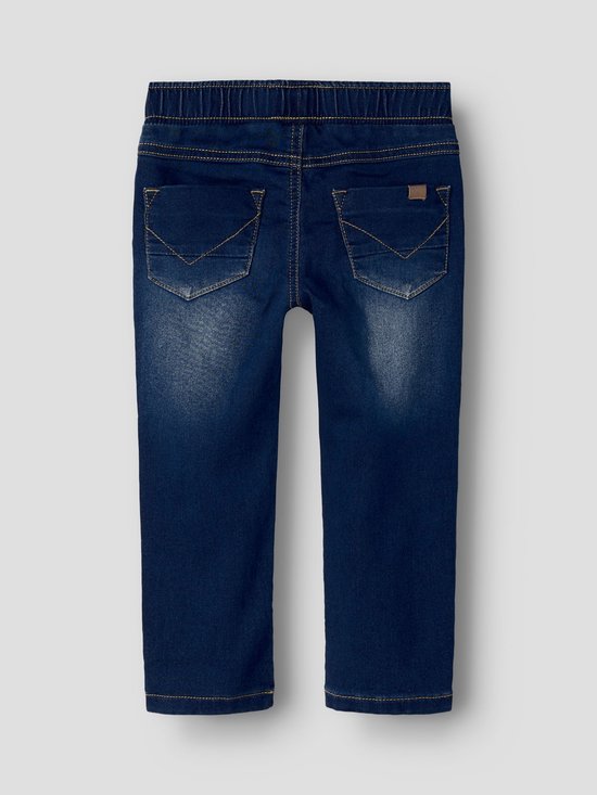 Spijkerbroek met elastische tailleband en contrasterende stiksels.