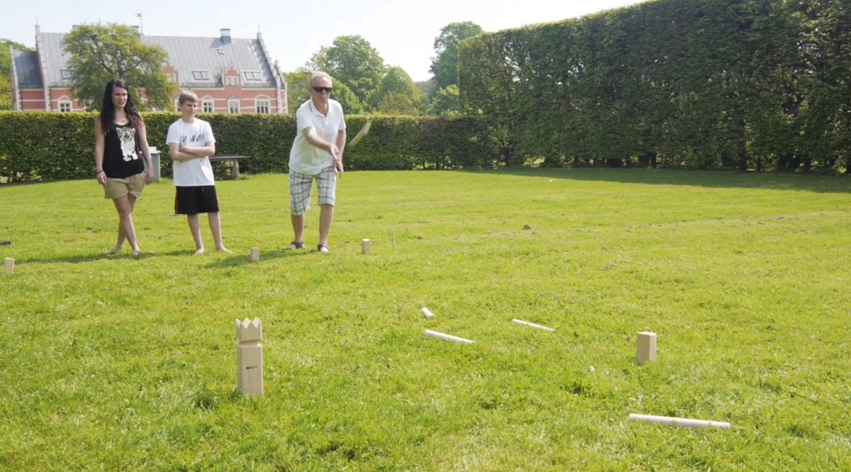 Bex Kubb Original – Zweeds Vikingschaak – Premium Buitenspel – Massief Rubberhout – Koning Met Houtkleurige Kroon – Vanaf 8 Jaar – Inclusief Draagtas — afbeelding 12