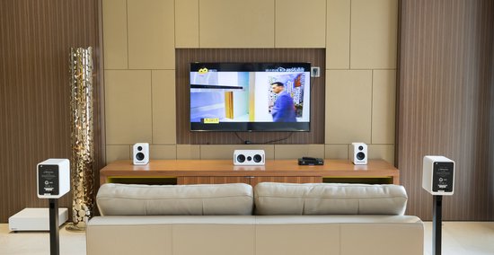 5.1 Surround Sound Systeem - Draadloos - Dolby Atmos - WiSA Certified - THX Tuned - Wit van Platin. — afbeelding 3