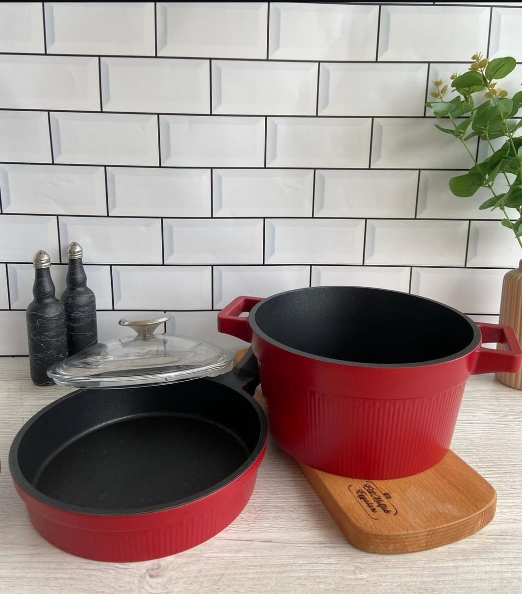 Lamazi 3-delige Set – 20 cm Gietijzeren Koekenpan en 20 cm Diepe Kookpan met Glazen Deksel – Duurzaam en Gezond Koken – Elite Keukengerei