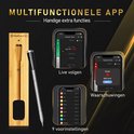 Thermometer in houten houder, naast smartphone met app-functies: live volgen, waarschuwingen en 9 vooringestelde menu's.