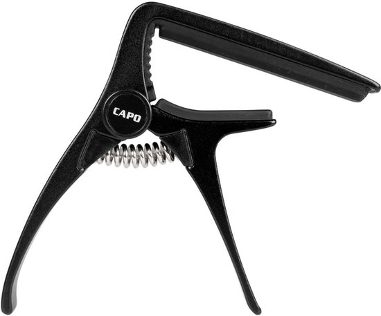 Zwarte gitaarkapo met metalen veer en "CAPO"-opdruk.