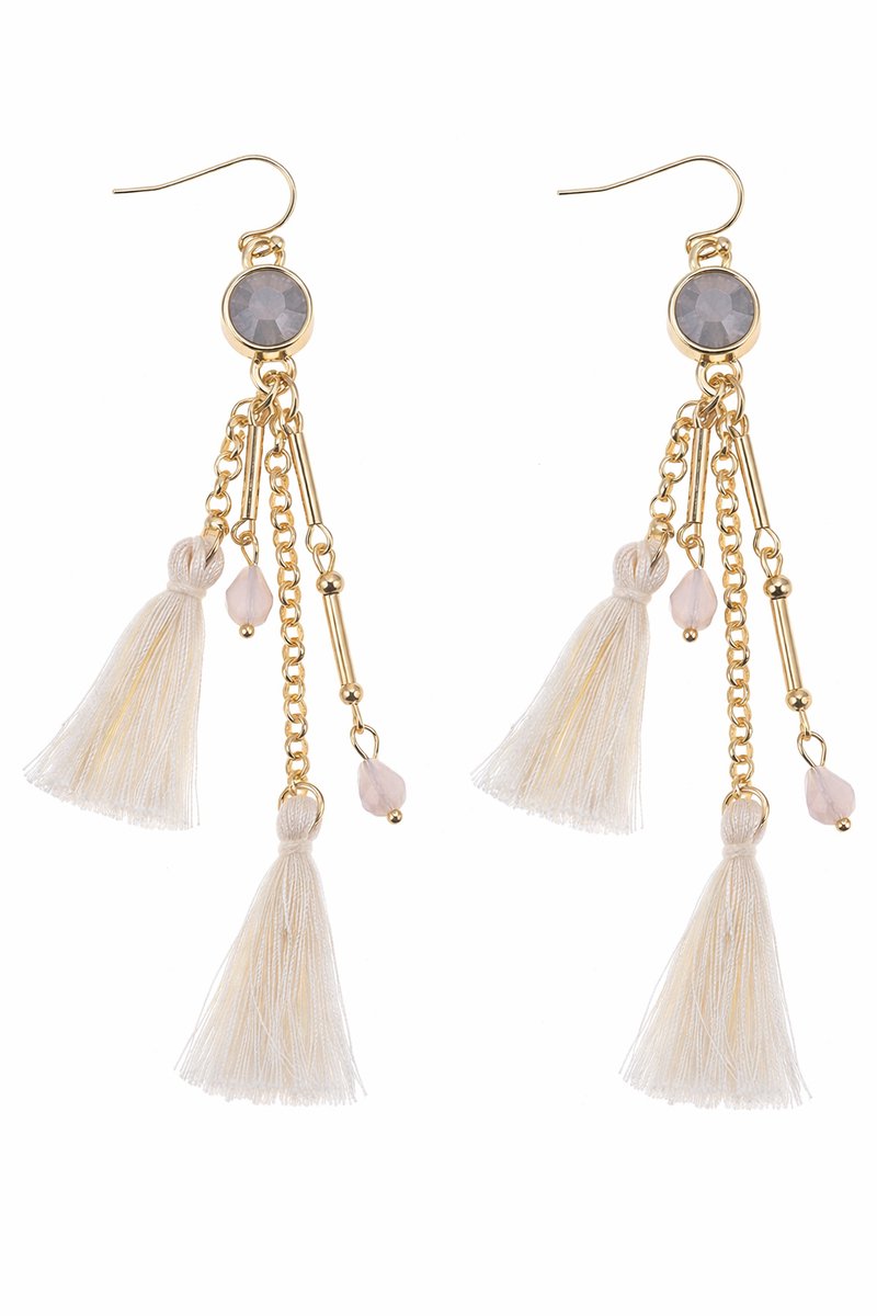 Oorhangers - boho stijl - dames oorbellen - witte kwastjes - goudkleurige kraaltjes