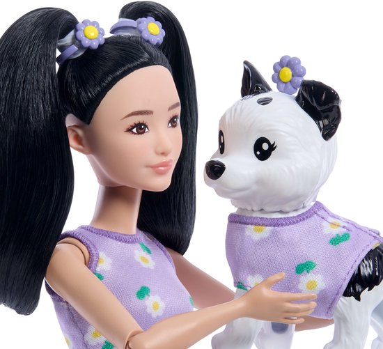 Barbie Matchende Aziatische Outfits Met Een Hondenpop Paars — afbeelding 4