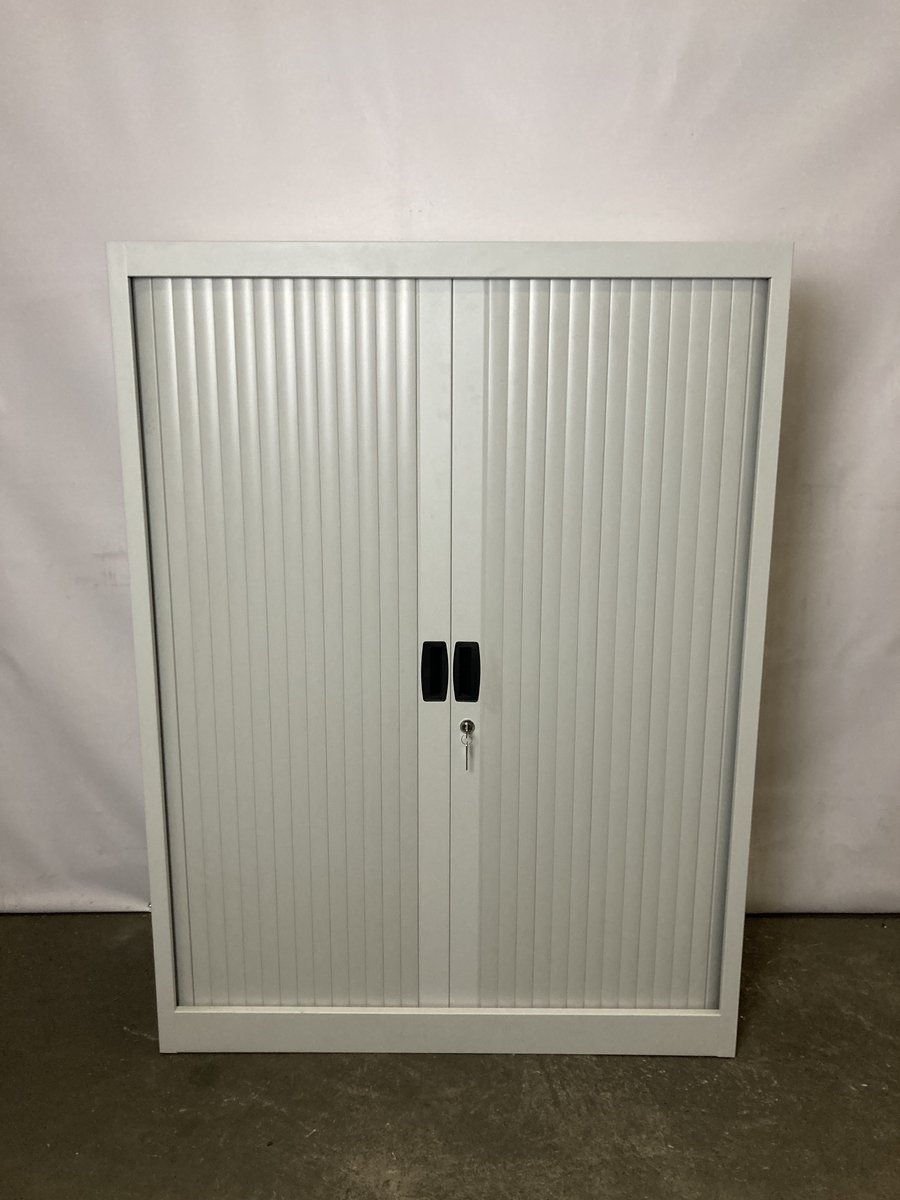 Roldeurkast, rolluikkast, archiefkast, goedkope archiefkast, stalen kantoorkast | 135x100x45 cm | Grijs