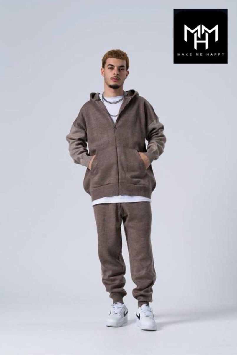 Trendy Tricot trainingspak met Capuchon
