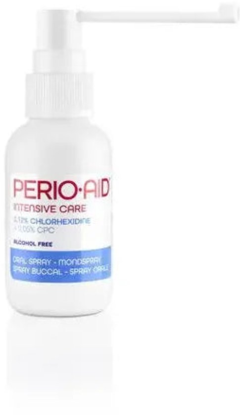 Witte fles Perio-Aid Intensive Care mondspray met spuitmond. Bevat 0.12% chloorhexidine en 0.05% CPC.