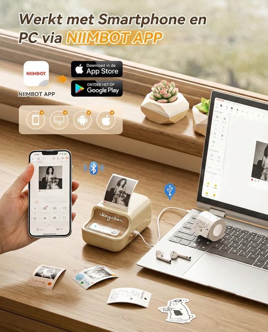Niimbot labelprinter, smartphone en laptop op een bureau, verbonden via Bluetooth en USB.