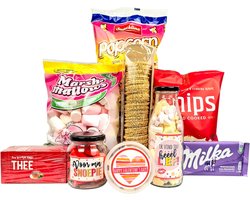 Valentijn Cadeau Pakket voor Hem & Haar - met o.a. Chocolade, Snoep, Chips & Popcorn - Valentijn Box vol Lekkers - Valentijnsdag Cadeau