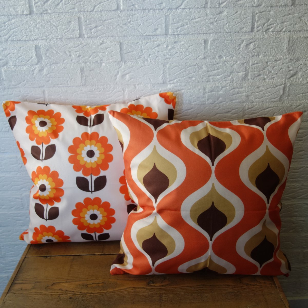 Kussenhoezen - Retro Groovy kussenhoes set van 2 - Formaat 45 x 45 cm - Exclusief binnenkussen
