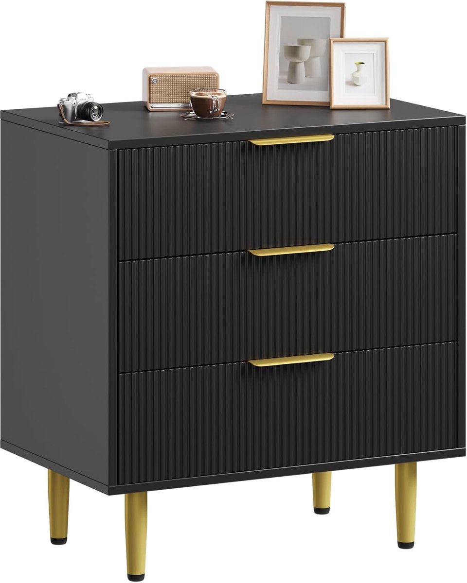 Moderne zwarte geribbelde ladekast - Houten kist met 3 lades en gouden metalen handgrepen en poten - Nachtkastje voor in de slaapkamer, opbergmeubel voor in de woonkamer of hal - Afmetingen: 71 x 43 x 76 cm, drie lades