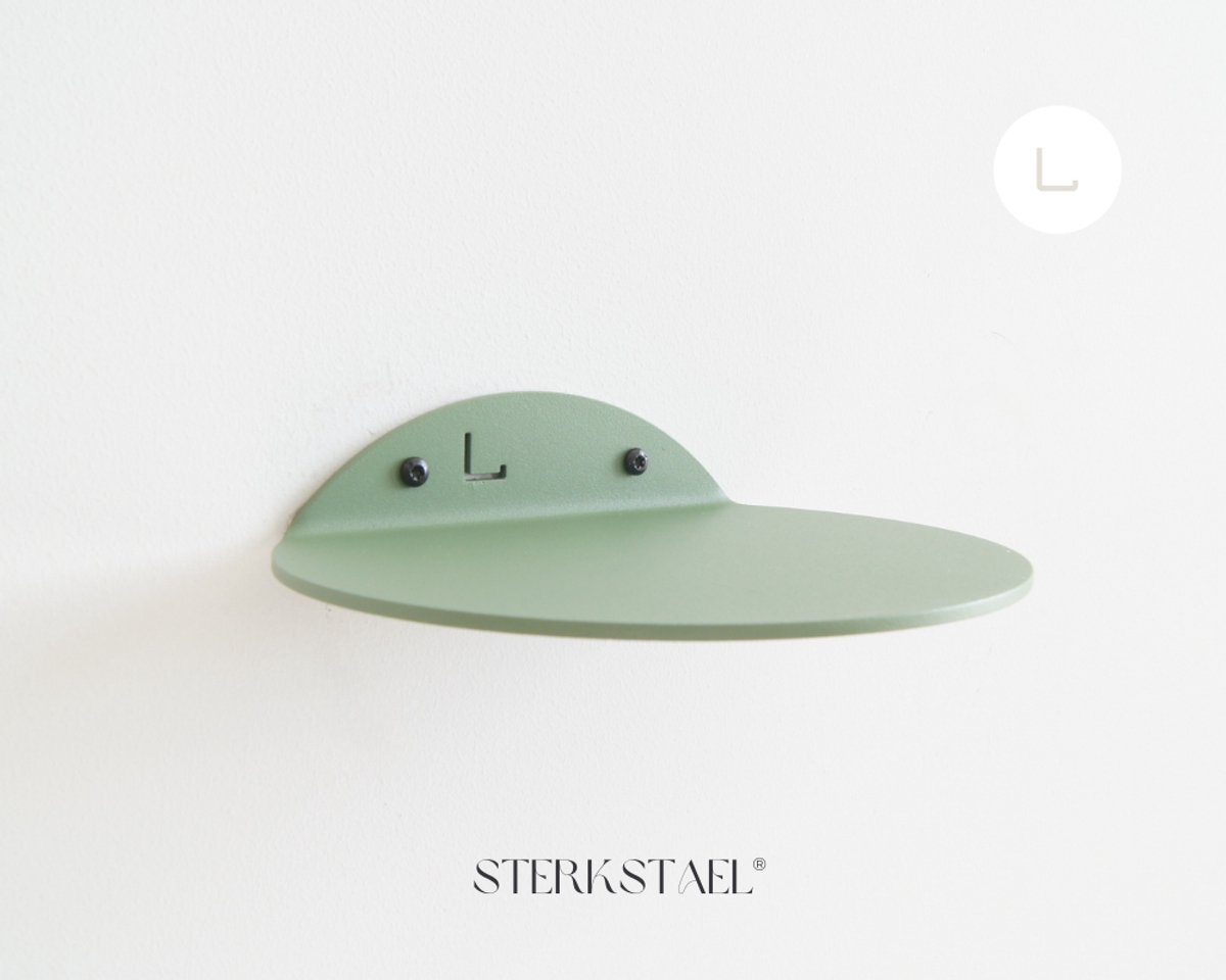 STERKSTAEL Saga wandplank Salie Groen - stalen wandplank - kleur groen - poedercoating - staal - wandrek - wandplankje - inclusief bevestigingsmateriaal - draagkracht van 10 kg - 1 stuk