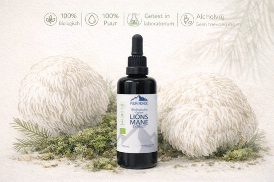 Zwarte druppelfles van biologische Lion's Mane Extract van Puur Nordic, tussen twee pruikzwammen en mos.