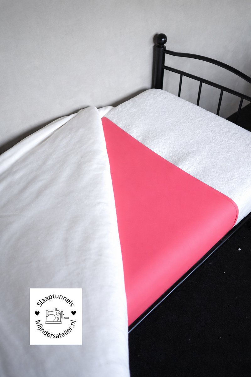 Slaaptunnel-Koraalkleur-voor matrasbreedte 90 cm-Mijnders Atelier