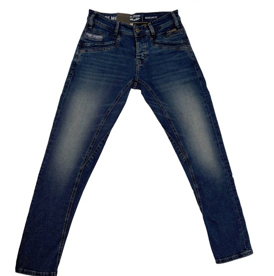 Donkerblauwe regular fit jeans met lichte wassing en zichtbare naden. Het PME Legend logo is zichtbaar op de voorkant.