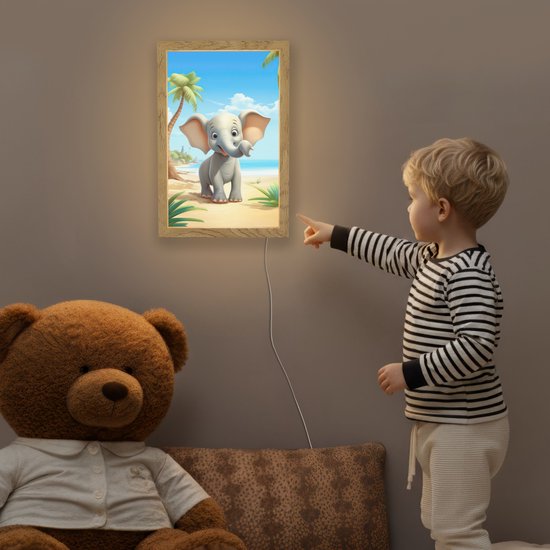 Nachtlampje 20x30 cm - Kinder lampje - Olifant - Strand - Dieren - Meisjes - Kind - Tafellamp kinderkamer - Slaapkamer lamp - Bedlamp kinderen - Kinderlampje stopcontact - Wandlamp babykamer - Nachtlampjes van OnlyWow — afbeelding 5