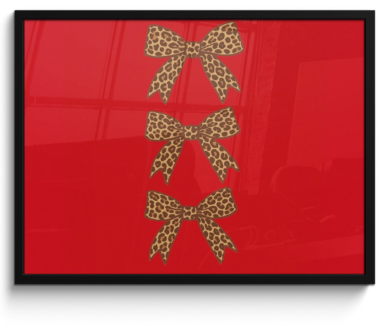 FrameYourWall Poster in lijst - Fotolijst 70x50 cm - Posters - Strikken - Panterprint - Rood - Posterlijst zwart - Decoratie - Wanddecoratie woonkamer - Muurdecoratie slaapkamer