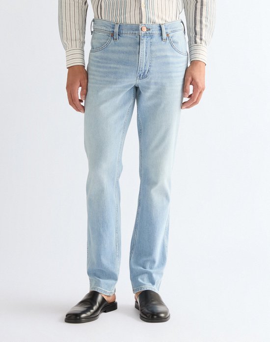 Wrangler Authentics Klassieke jeans met comfortabele taille voor heren, Blauwe Oceaan, 38W / 34L Wrangler Authentics Klassieke jeans met comfortabele taille voor heren, Blauwe Oceaan, 38W / 34L
