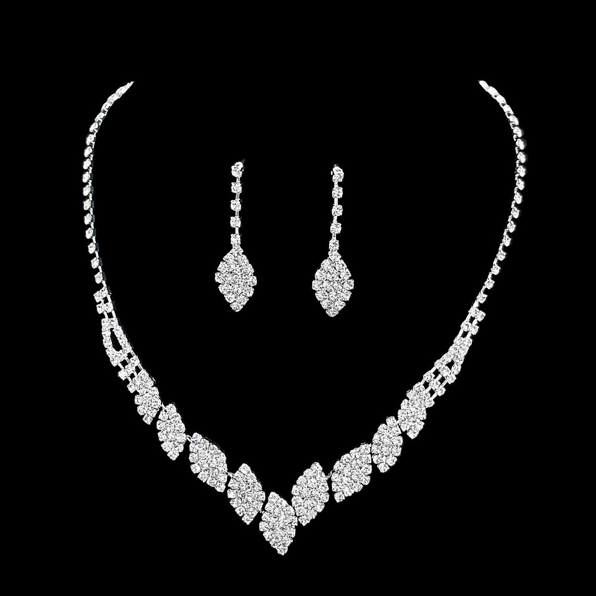 Sieradenset/Halsketting en oorbellen set TL26 Zilver