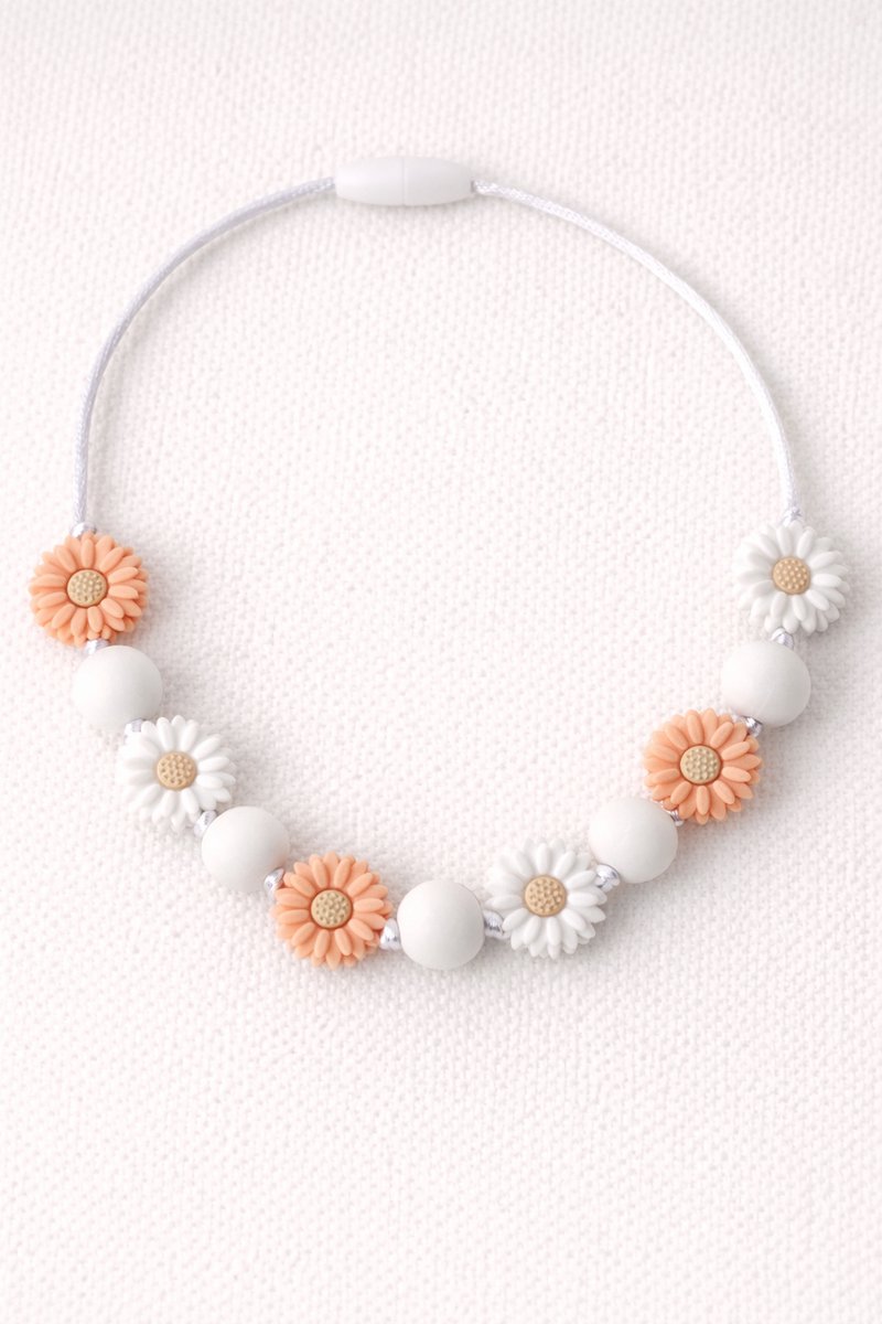 kinderketting met siliconen bloemen | veilige break away sluiting | meisje | cadeau | wit-zalm roze