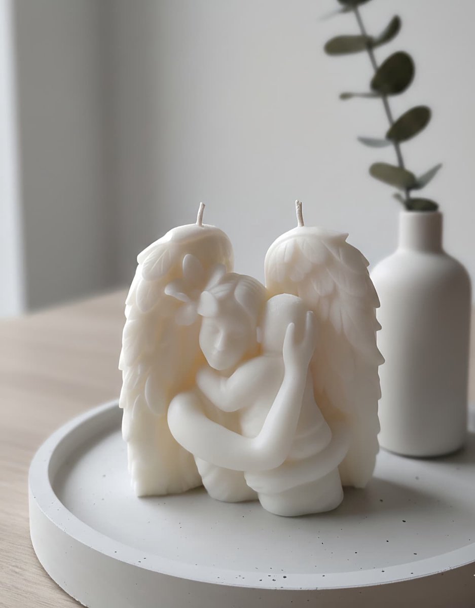 Decoratieve Engel Kaars met Kind – 600g – Handgemaakt – Wit – Spiritueel Cadeau – Beschermengel Sculptuur