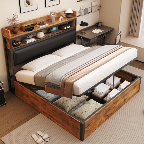 REDOM - Tweepersoonsbed met Hydraulische Opbergruimte – 180x200 cm – Met USB – Vintage Design – Metaal/Hout/Stof – Zwart