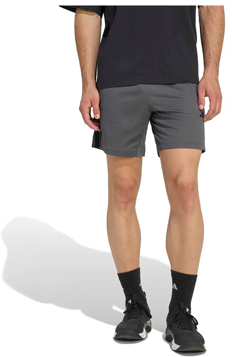 Adidas Workout Essentials Base 3 Stripes Pique 7´´ Korte Broek Regular Man Zwart