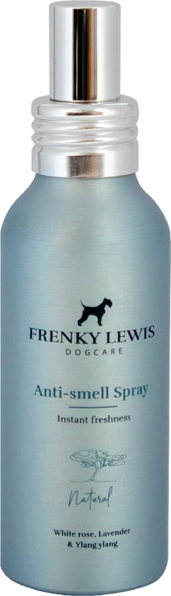 Een lichtblauwe Frenky Lewis Anti-smell Spray flacon met zilveren dop. Met 'White Rose, Lavender & Ylang Ylang'.