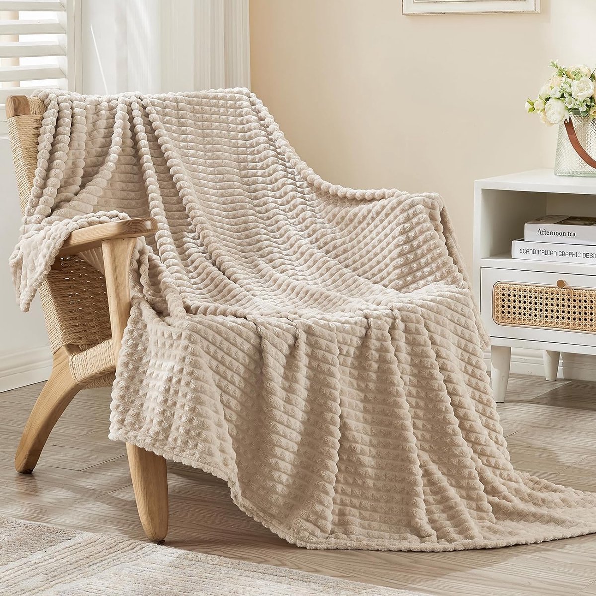 Famanu Fleecedeken voor op de bank - zacht - pluizig - 3D - gevoelservaring - warme - behaaglijke sprei - veelzijdige enkele flanellen deken voor op het bed - bank - fauteuils - beige - 150 x 200 cm