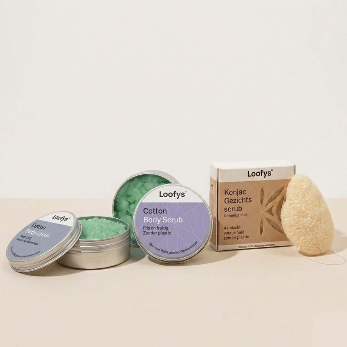 Alles-in-1 Lichaamsverzorging Cadeauset – Bodylotion 150ml + Bodyscrub 150ml + Konjac Spons - Cotton