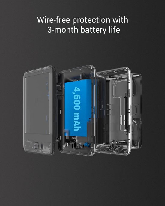 Grijze deurbelcamera unit geopend om een 4600 mAh batterij te tonen.
