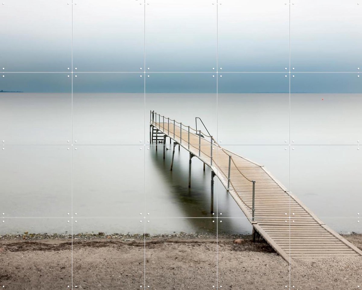 IXXI Silence at the Jetty in Denmark, Claire Droppert - 100 x 80 cm - Gratis ophangtool - Grote wanddecoratie en posters - Minimalisme, Fotografie