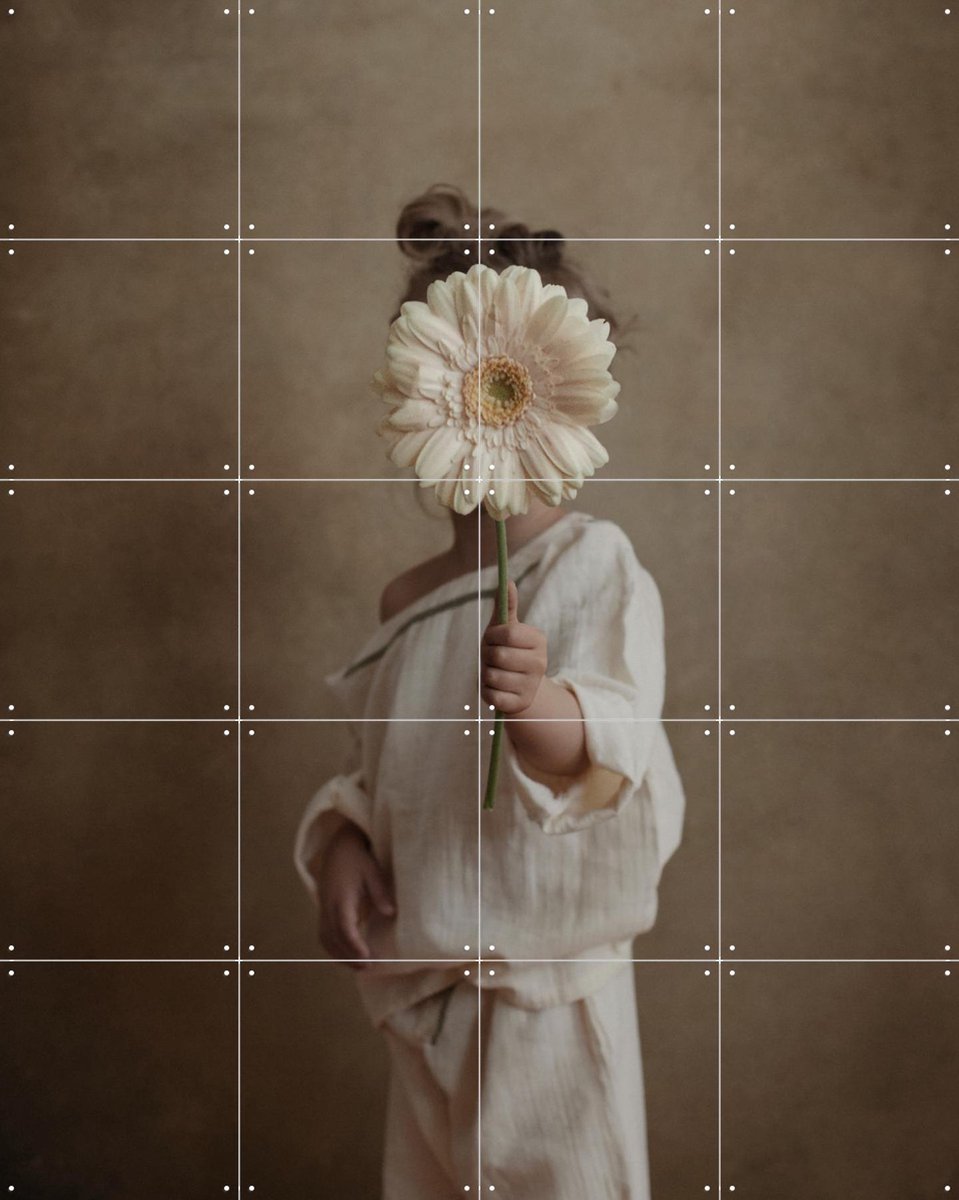 IXXI Flower Child, STUDIO HANNAH LEMHOLT - 80 x 100 cm - Gratis ophangtool - Grote wanddecoratie en posters - Fotografie, Slaapkamer, Woonkamer