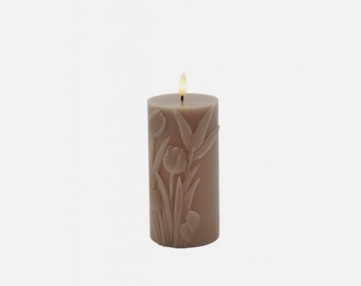 Sirius Tulisa LED Kaars Stompkaars - Ø 7,8cm x H 15cm - tulp - bloemen - karamel/beige/bruin