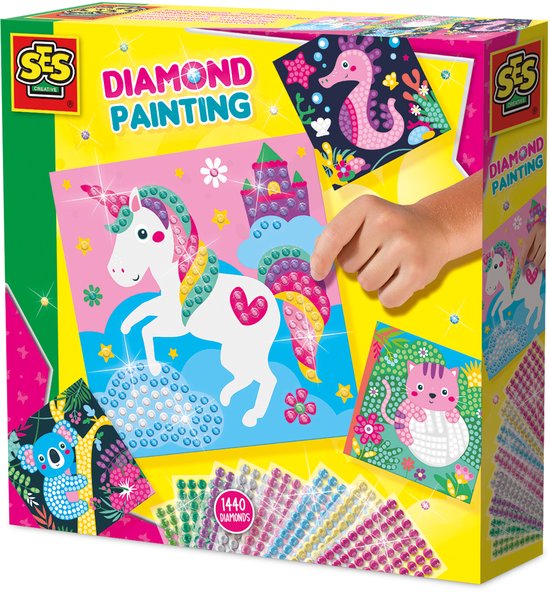 SES Creative - Hobby Pink - Diamond Painting - Vrolijke Dieren - Knutselen Meisjes - 1440 Diamant Stickers met 4 Gekleurde Kaarten - Vanaf 3 jaar