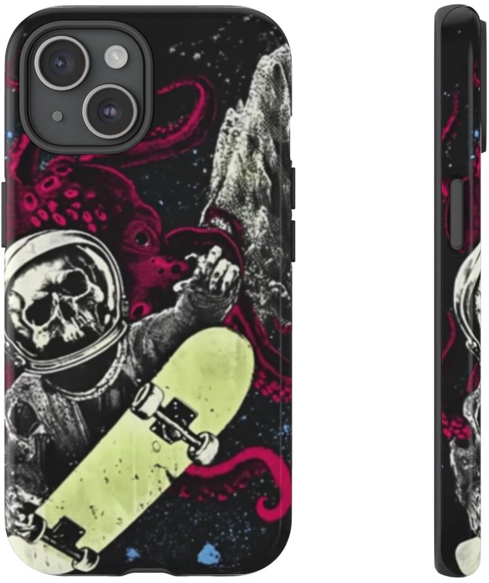 Schedel-Astronaut met Skateboard en Octopus – Telefoonhoesje Geschikt voor iPhone 15