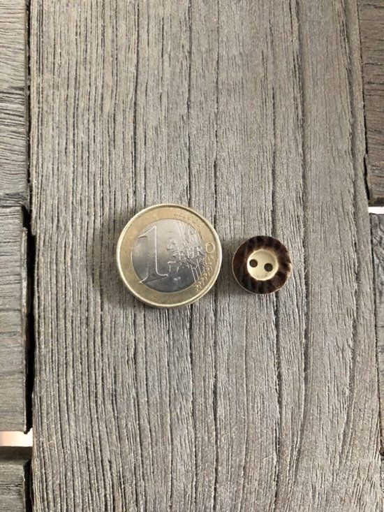 Kleine witte knopen (10 t/m 15mm) - Seegers Fournituren