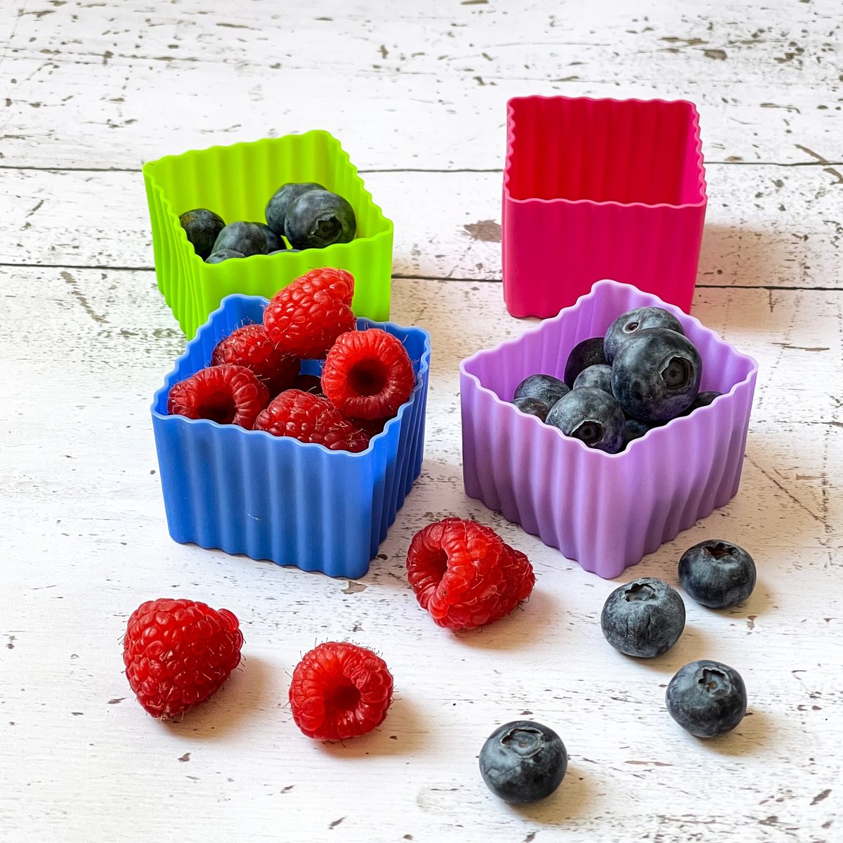 Yumbox set van 8 siliconen bakjes - meerkleurig