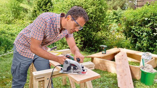 Bosch PKS 40 Cirkelzaag - op snoer - Met geleiderrail