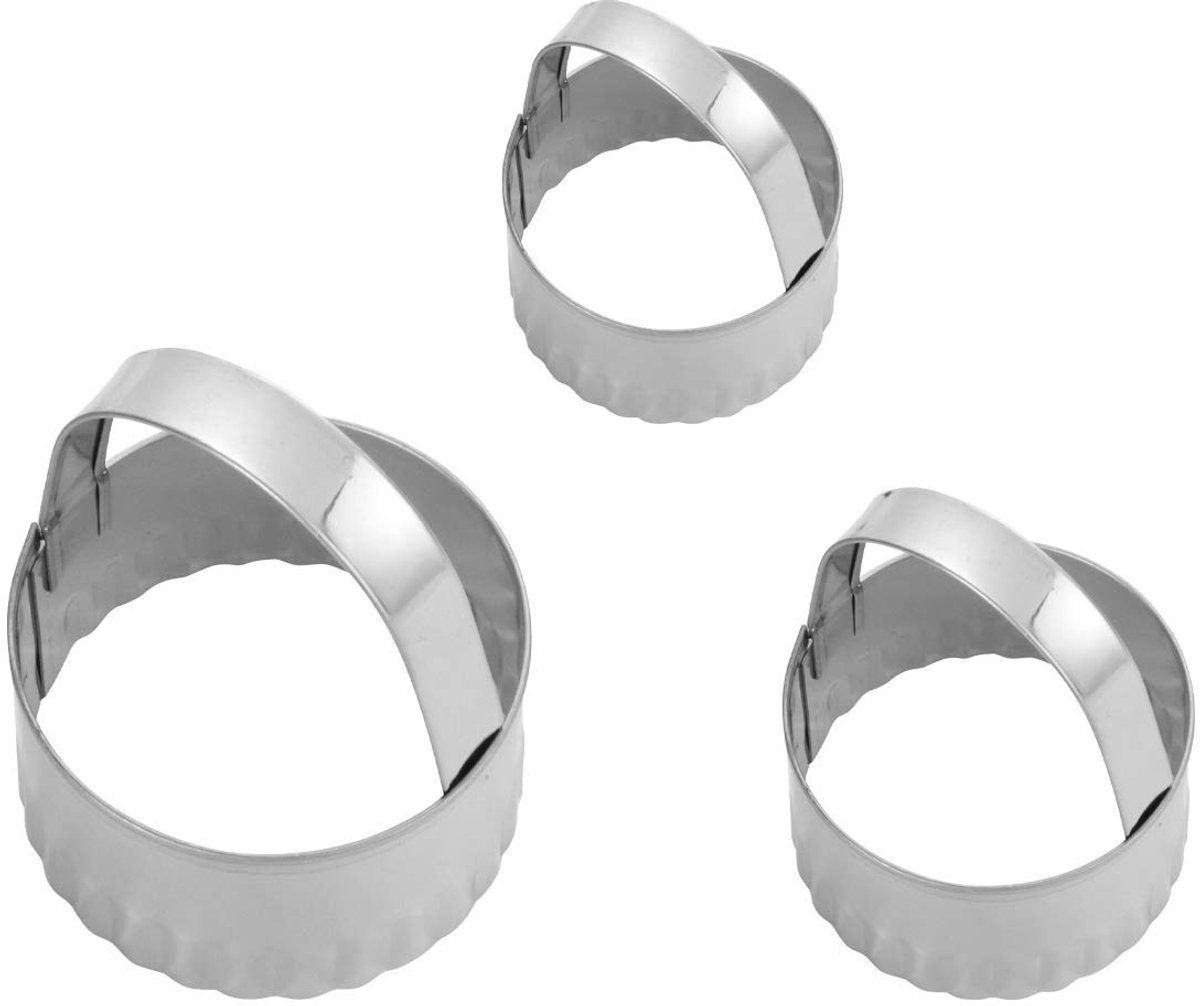 3-delige ronde koekjesvorm van roestvrij staal met handvat. Deegvorm voor klassieke koekjesvormen. Vaatwasmachinebestendig en ruimtebesparend.