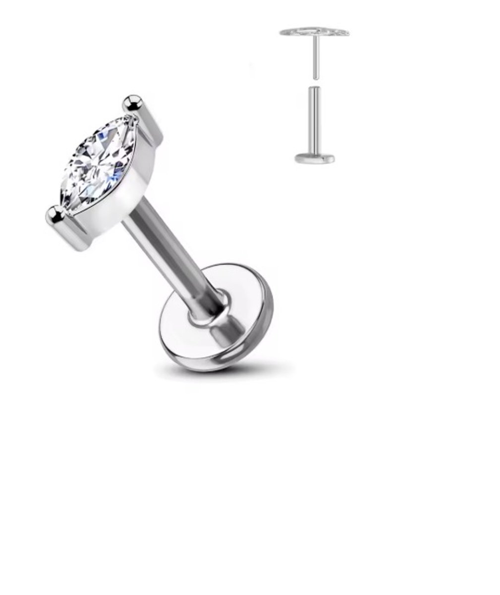 Piercing voor Oor - Kleur: Zilver - Formaat: 12 x 6 MM - Titanium - Tragus / Kraakbeen / Helix / Conch - Oorpiercing - Piercing Sieraad - Hoge Kwaliteit - Labret Piercing - Luxe Sieraad - Oorbellen